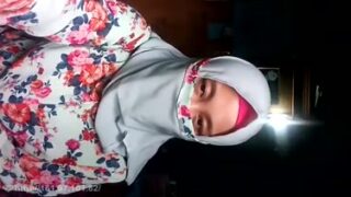 Jilbab Pamer Toge